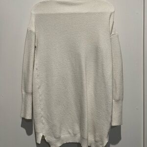 Elegant White Women's Sweater